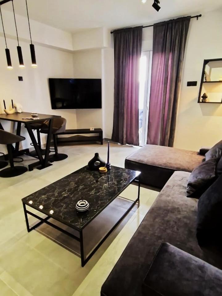 Essel Noir - A Hidden Gem With A Magnificent Acropolis View Apartment Athens Exterior photo